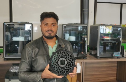 Young engineer eyes future in 3D printing